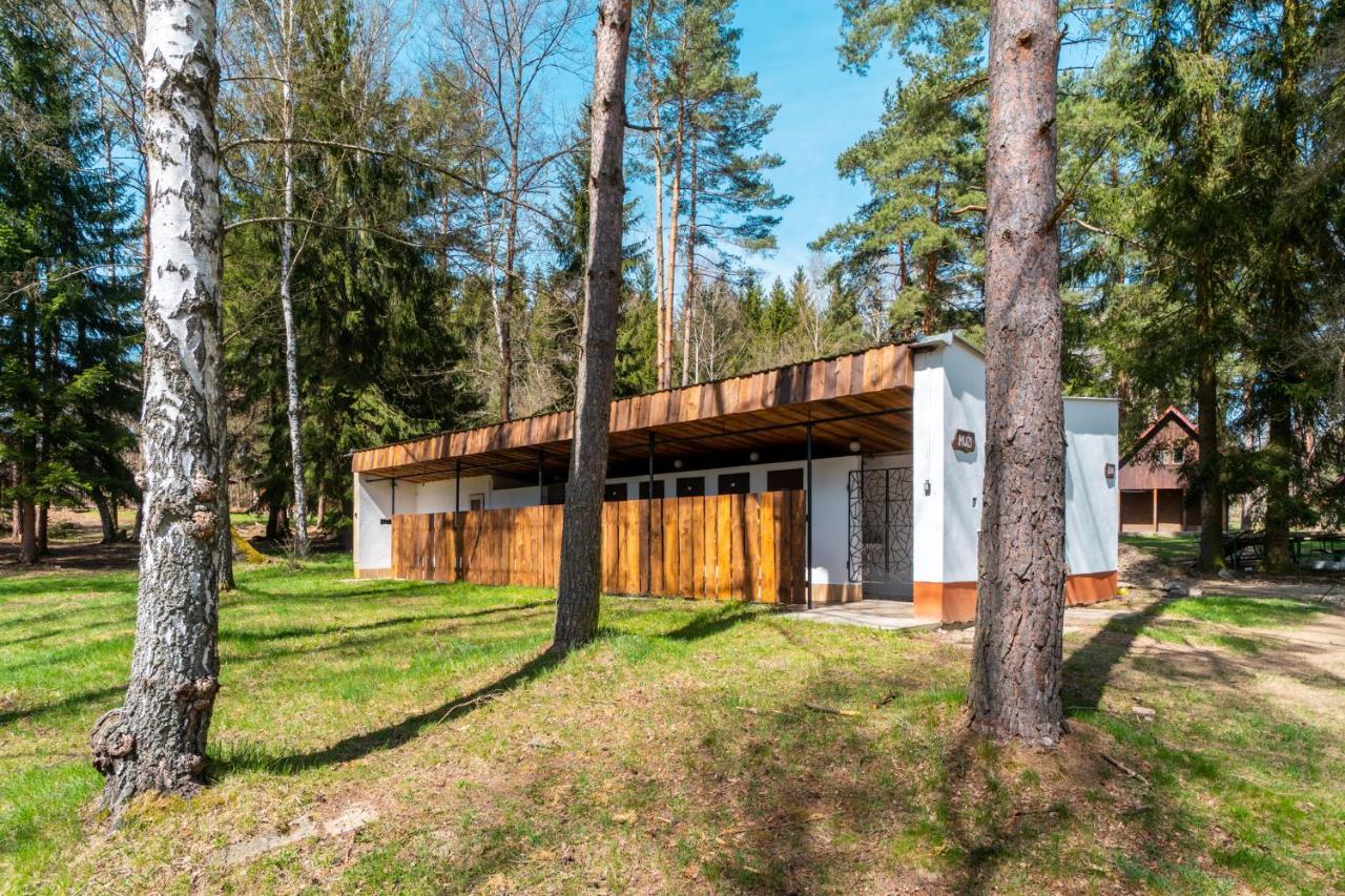 Chatový tábor Malý Ratmírov Exterior foto